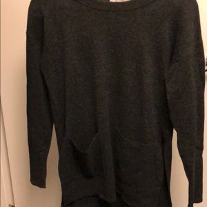 Madewell 100% cashmere sweater in charcoal